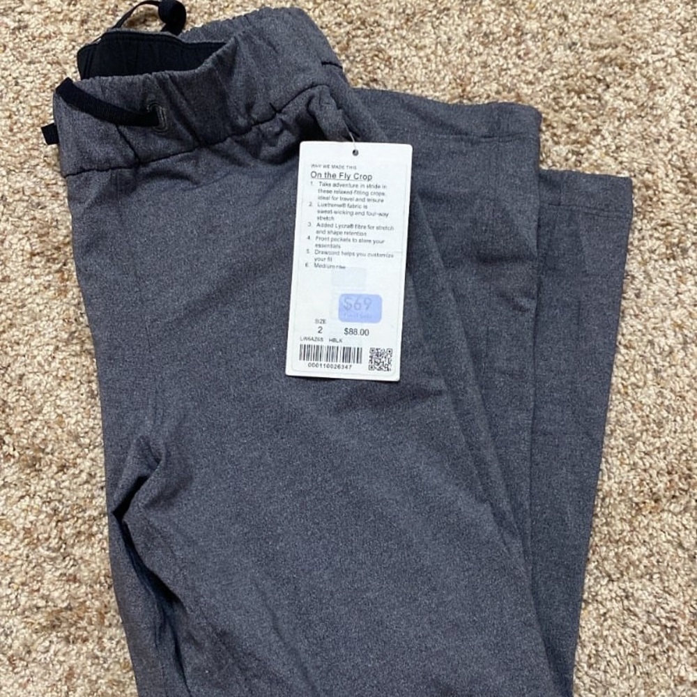 Lululemon On the Fly Crop